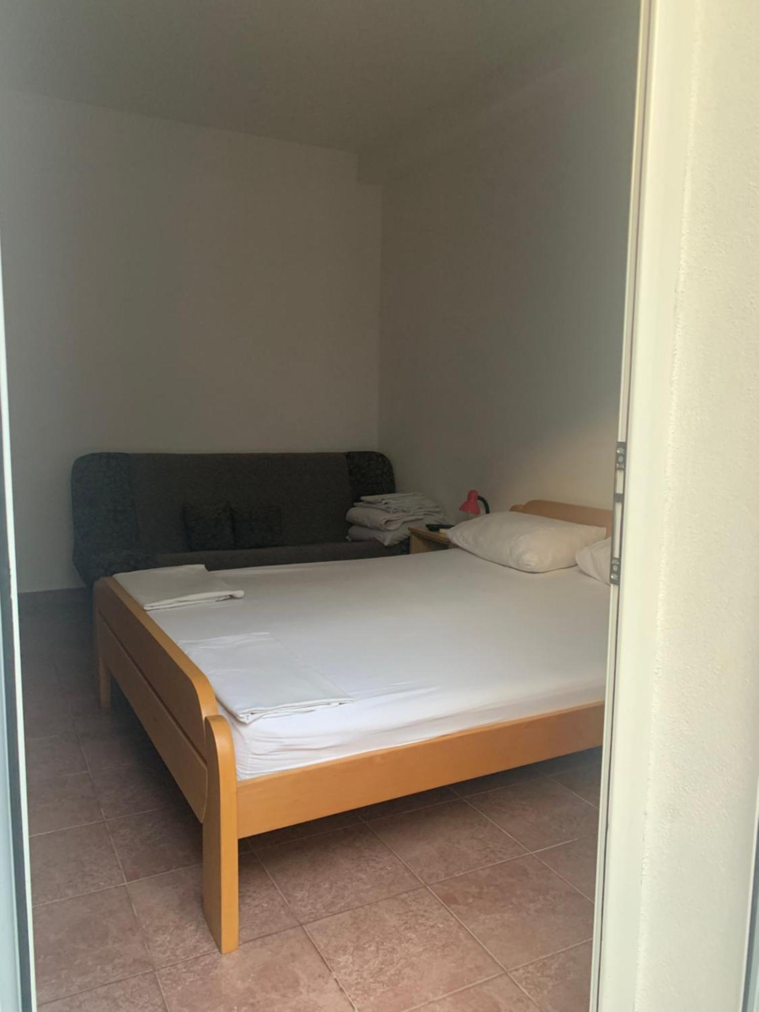 Anita Guest House Tivat Eksteriør bilde