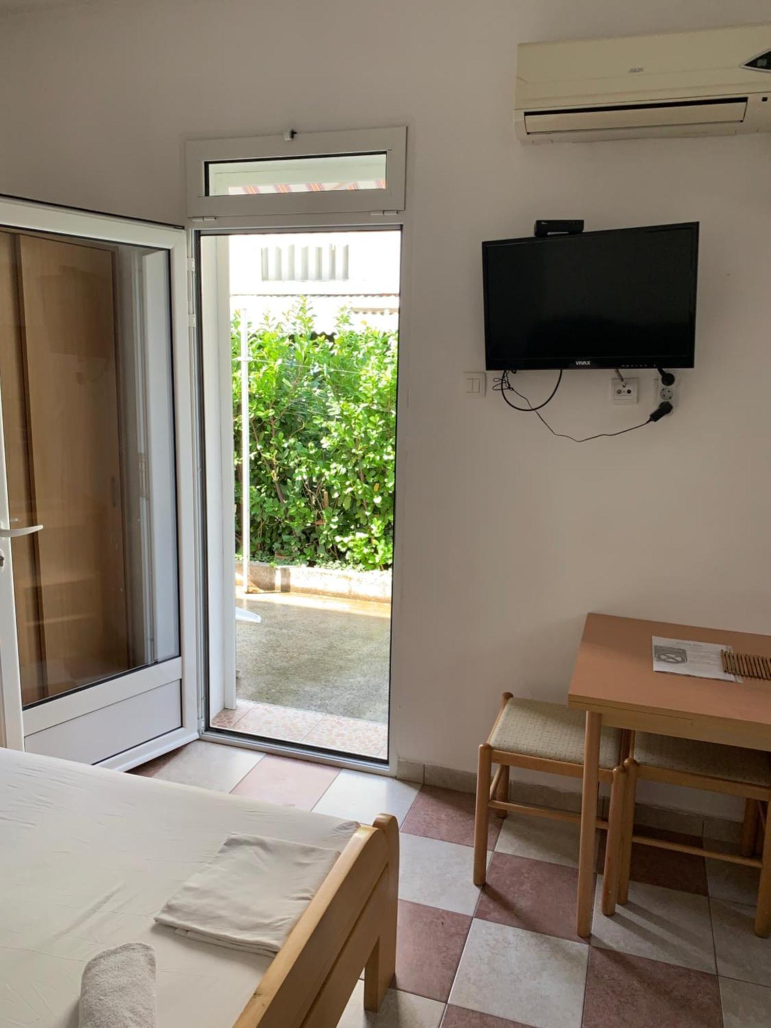 Anita Guest House Tivat Eksteriør bilde