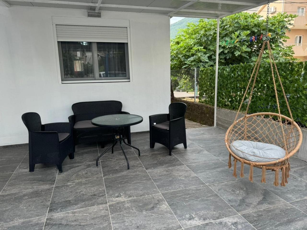 Anita Guest House Tivat Eksteriør bilde