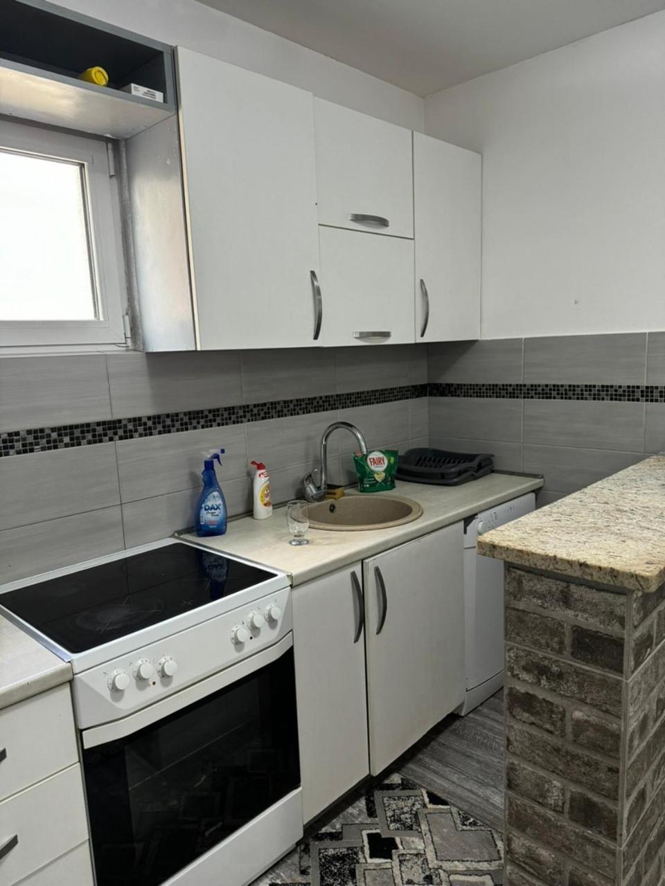 Anita Guest House Tivat Eksteriør bilde